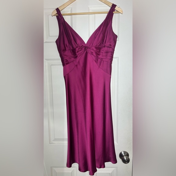 Carmen Marc Valvo VTG Bergdorf Goodman Magenta Satin Cocktail Slip Dress Sz 6 - Picture 2 of 10